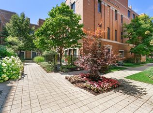 1117 W Monroe St UNIT 19, Chicago, IL 60607