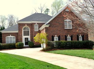 8908 Magnolia Heights Ct, Charlotte, NC 28270