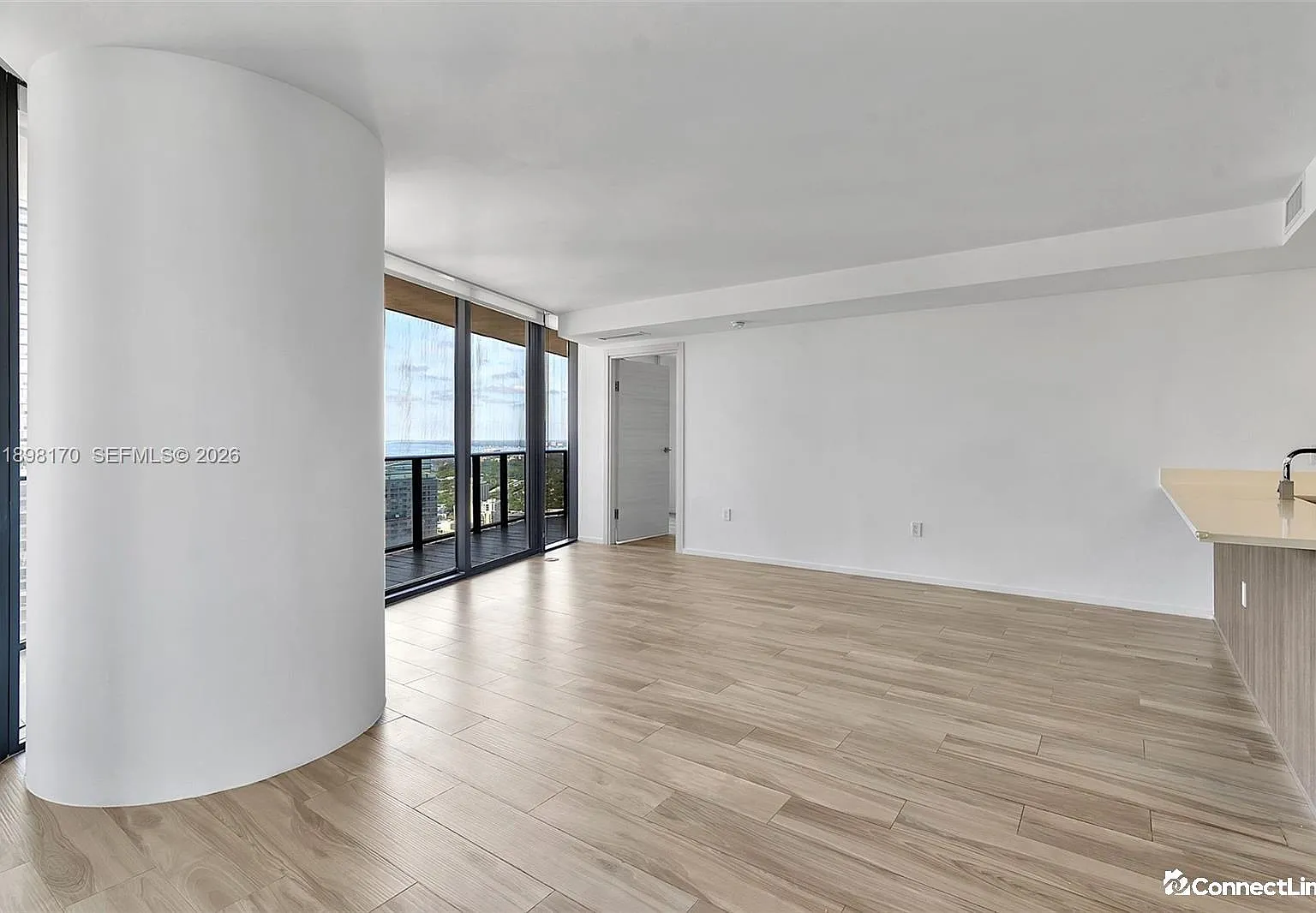 801 S Miami Ave — Photo 1