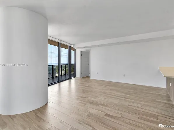 801 S Miami Ave, Miami, FL 33131