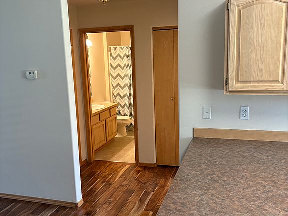 5th image of 103 E Foster Ave #6