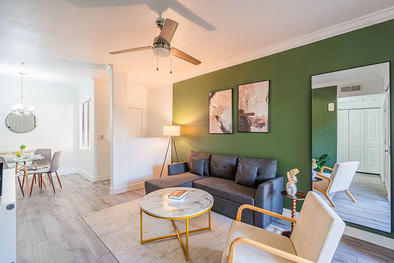 1 bed, 1.0 bath, 818 sqft, $2,395 — Photo 4
