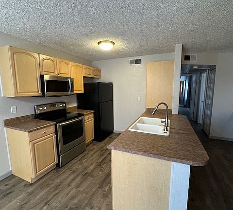 3rd image of 5236 W Peoria Ave APT 108