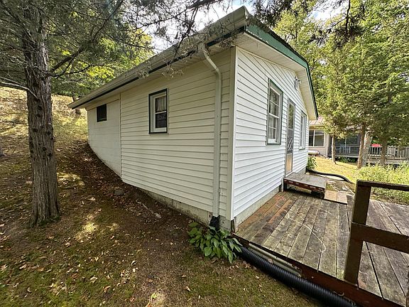 2nd image of 30352 Brentwood Rd