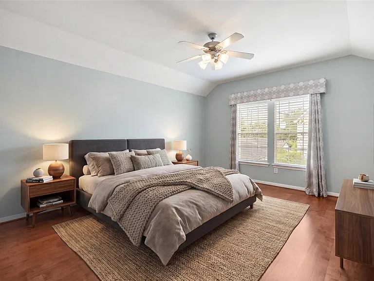 1708 Dennis St — Photo 13