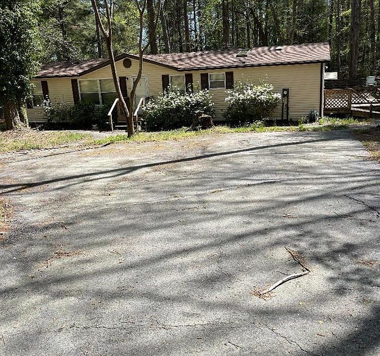 1st image of 118 Holiday Dr