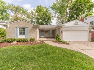 1670 Gloucester St, Plymouth, MI 48170