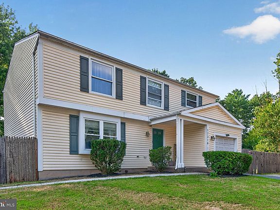 4th image of 17316 Amity Dr