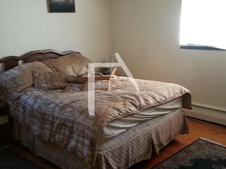 245 Kelton St #23 — Photo 1