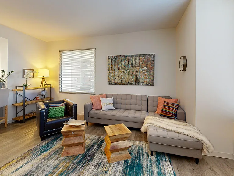 Innova Apartments — Photo 61