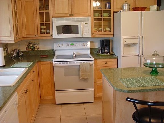 2nd image of 3689 Jade Ave