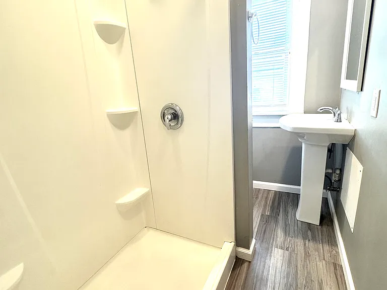 Full Bath