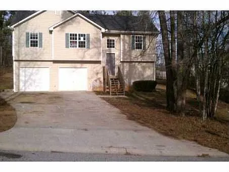 108 Betty Ln photo 1