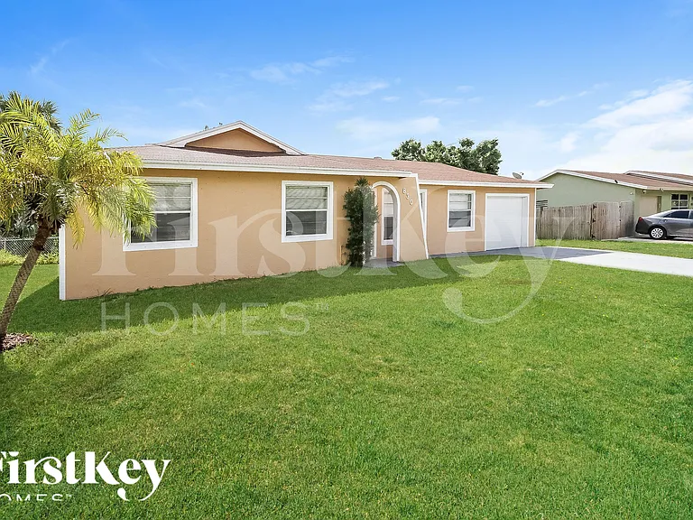 830 Royal Palm Beach Blvd — Photo 3