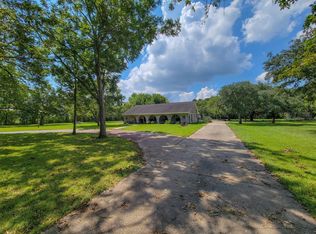 8217 Oak Ln, Santa Fe, TX 77517