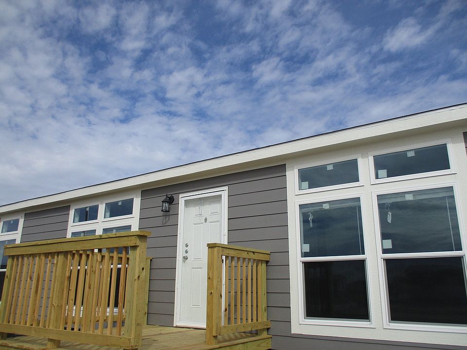 1st image of 604 Bandera St #439