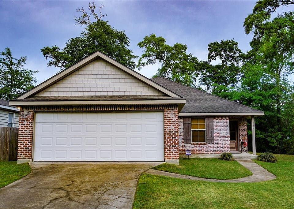 1st image of 610 Ethel Dr