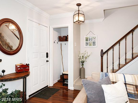 3rd image of 2826 Lester Lee Ct