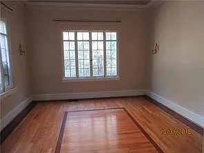70 N Monterey St — Photo 12