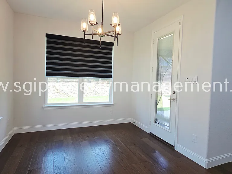 10870 Grayhead Dr — Photo 10