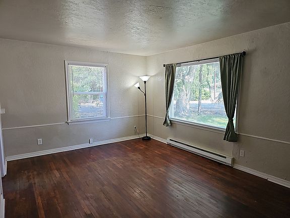 2nd image of 4912 W Wylie Ln