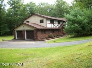 119 Mountain Top Dr, Dingmans Ferry, PA 18328