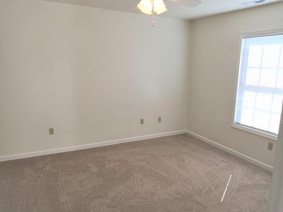 3rd image of 84 Cornerstone Dr