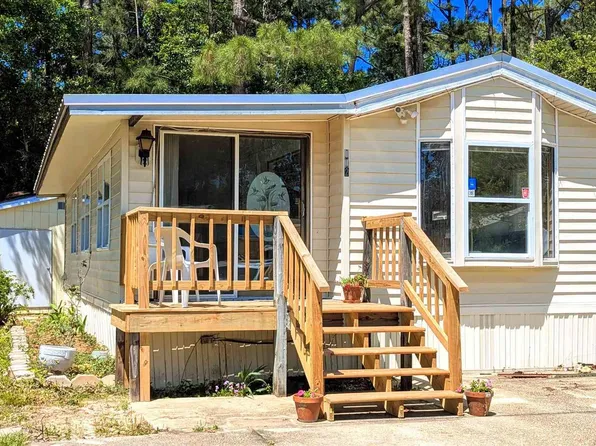 312 Buena Vista Dr, Lillian, AL 36549