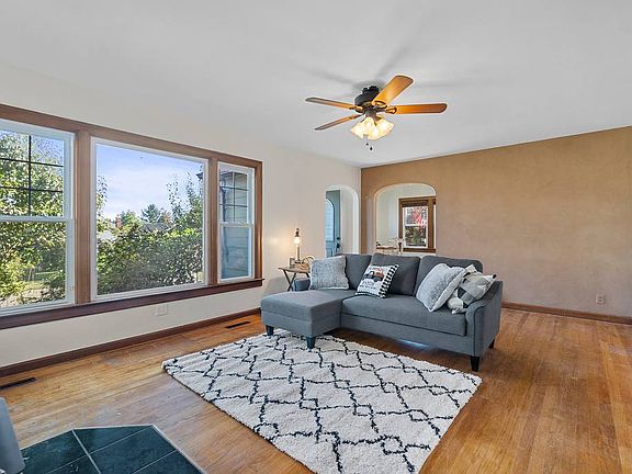 4th image of 4328 Fawcett Ave