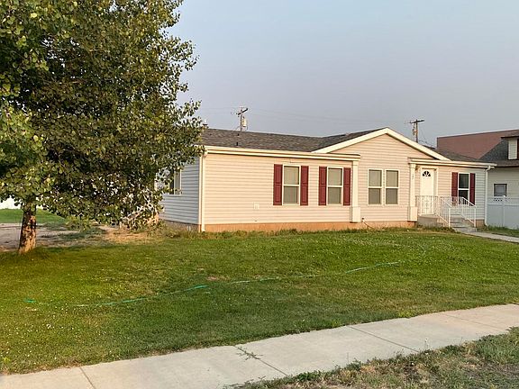 4th image of 205 Pine St
