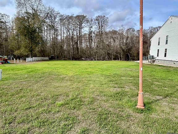 3rd image of 26265 Riverscape Dr