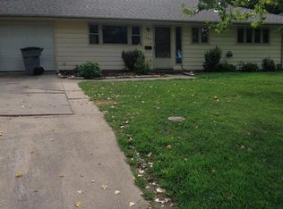 1224 Sunnyslope St, Emporia, KS 66801
