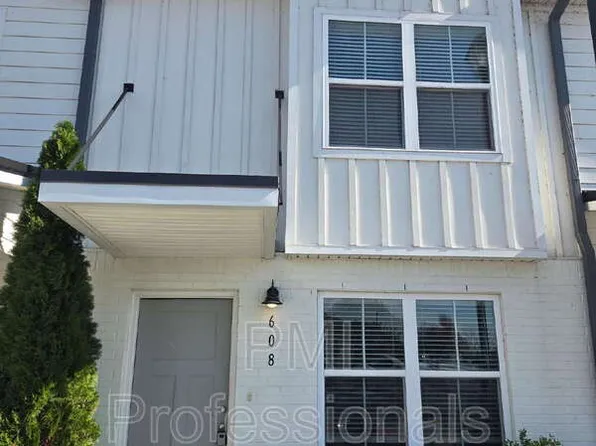 608 Hadley Village Blvd, Old Hickory, TN 37138