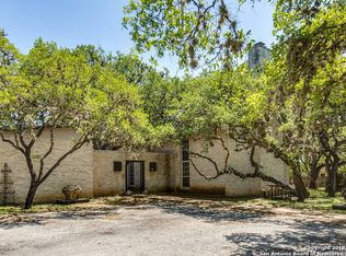 15608 NW Military Hwy, Shavano Park, TX 78231