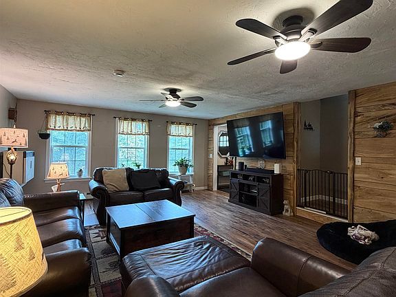 5th image of 15 Mountain View Drive