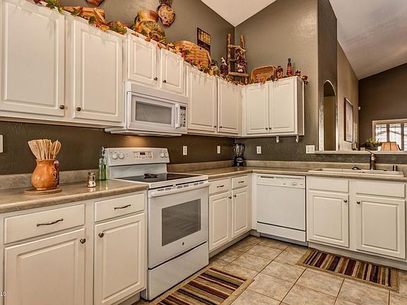 3rd image of 2414 N 108th Dr