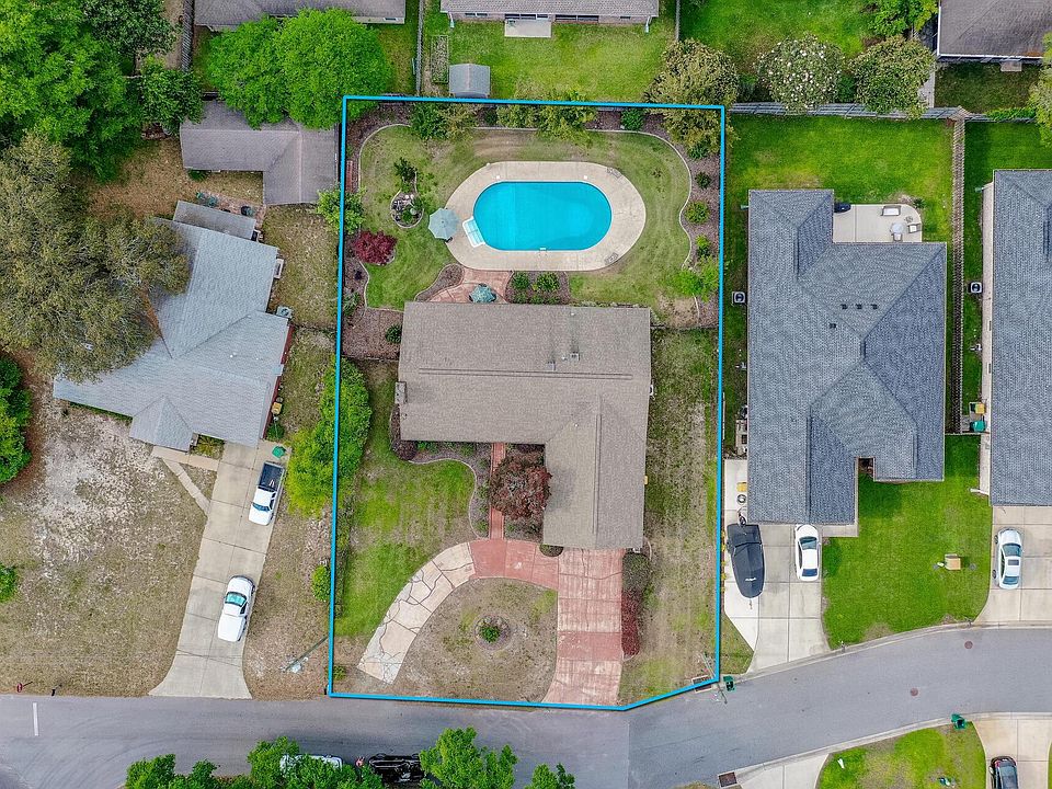 1st image of 903 Lowery Dr NW