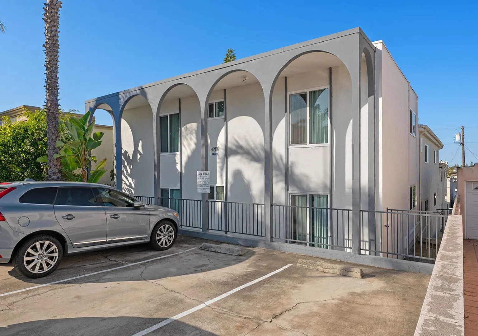 4160 Hamilton Street — Photo 3