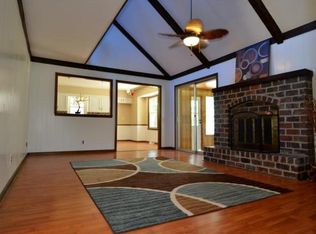 13022 W 102nd St, Lenexa, KS 66215