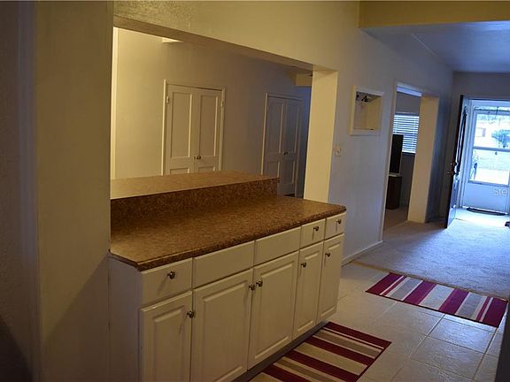 4th image of 1850 Margaret Ave S