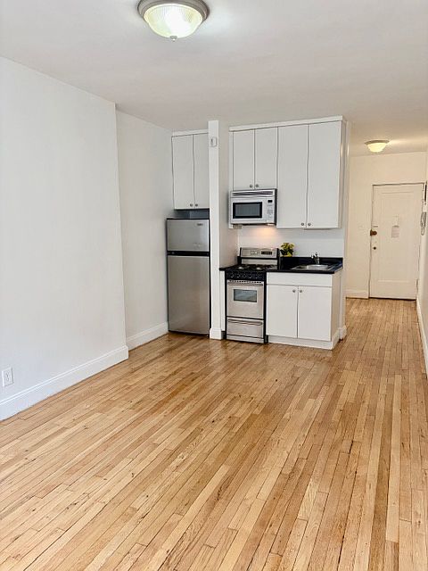 1st image of 312 W 23rd St APT 3L