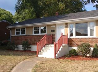 1105 Pleasant View Ave NW, Roanoke, VA 24012
