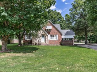 7920 Newburgh Rd, Evansville, IN 47715