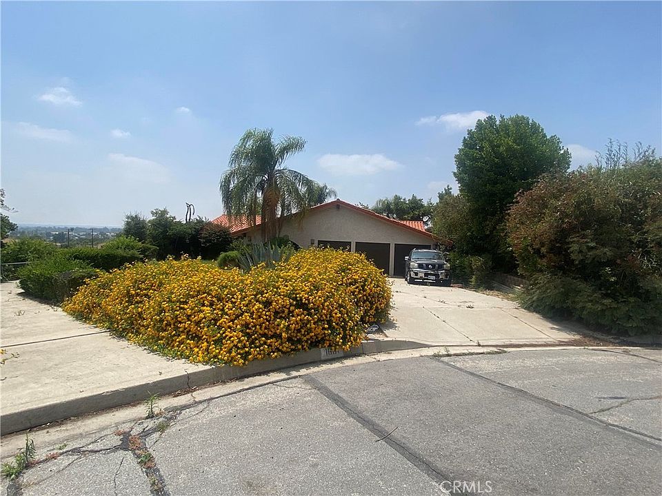 1st image of 1661 Mesa Verde Ave