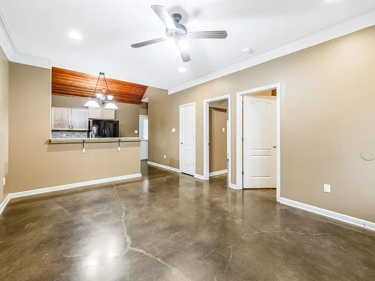 112 Padre Rd — Photo 4