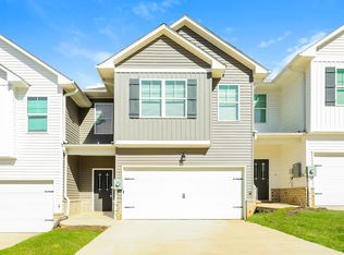 120 The Heights Dr, Calera, AL 35040