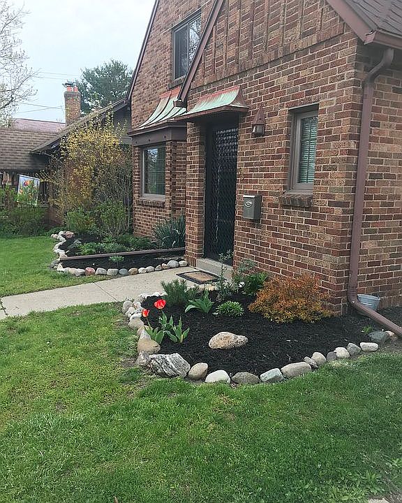 1st image of 63 Woolnough Ave