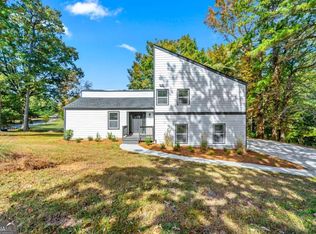 220 Dublin Ct SW, Mableton, GA 30126