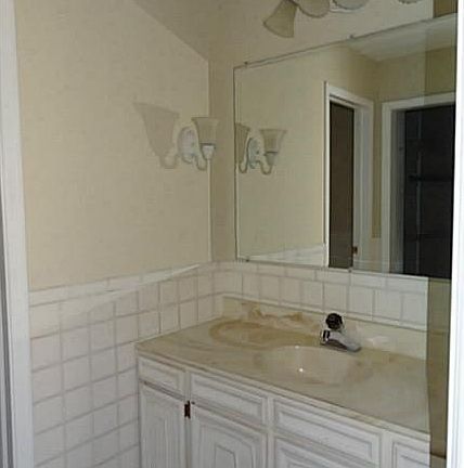 2nd image of 8440 E County Road 200 N