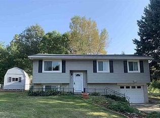 21301 Palomino Rd, Elkhorn, NE 68022